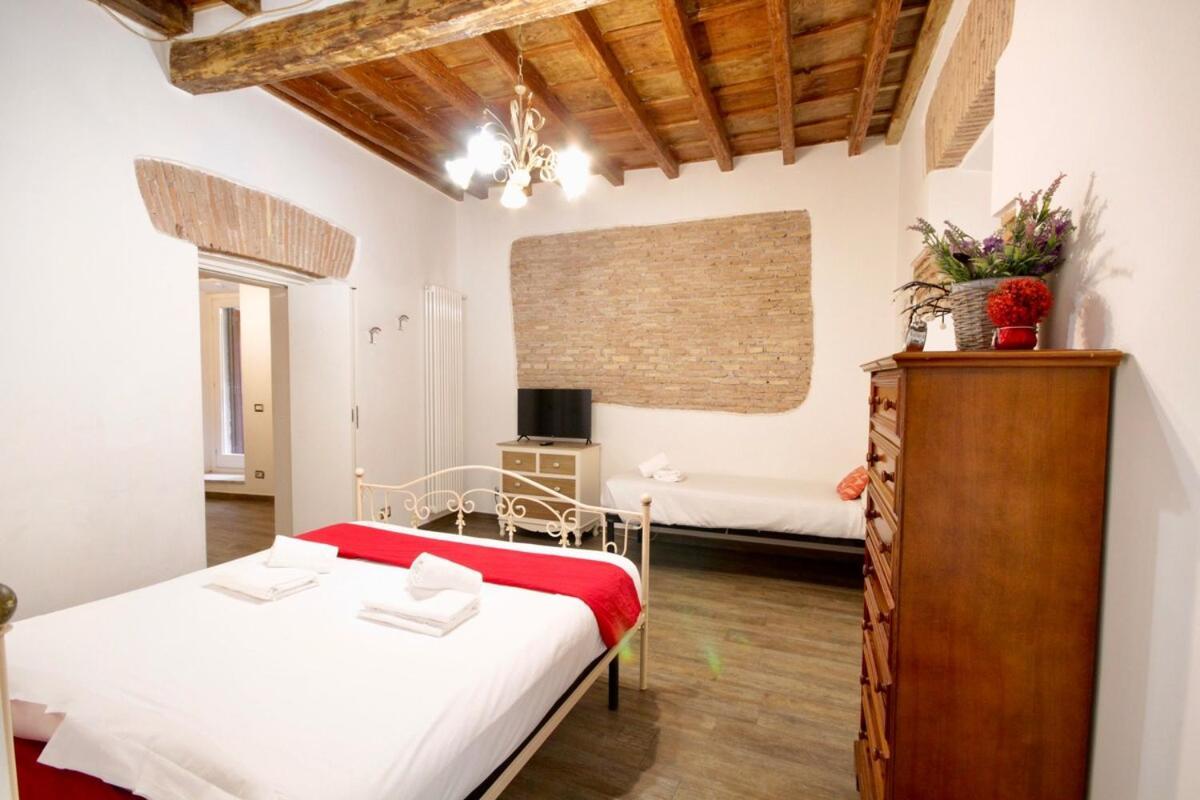 Apartmán Hc - In The Heart Of Campo De' Fiori Řím Exteriér fotografie