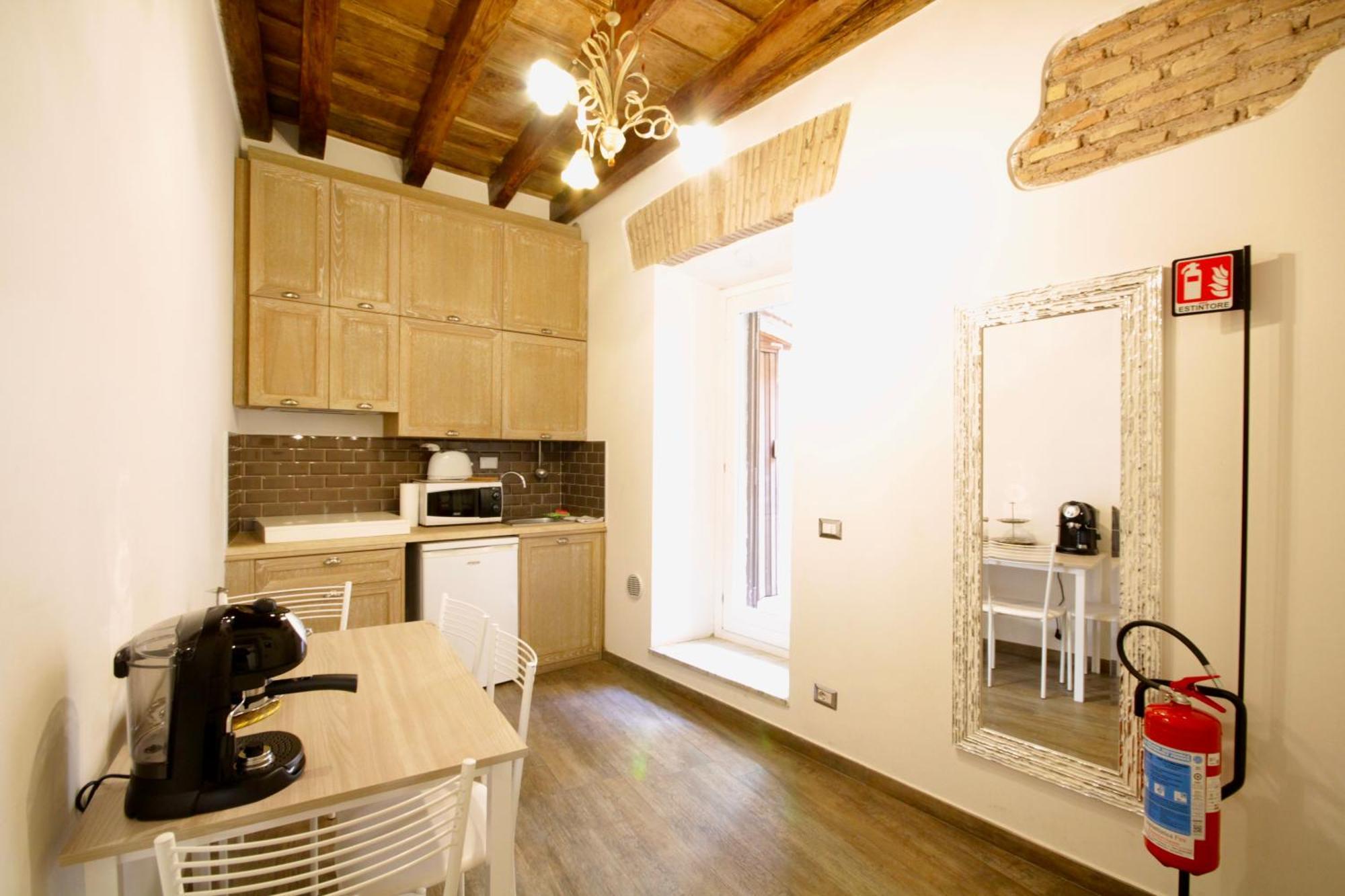 Apartmán Hc - In The Heart Of Campo De' Fiori Řím Exteriér fotografie